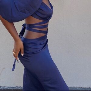 Elegant Navy Wrap Set